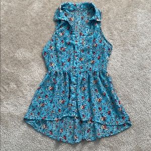 Charlotte Russe Women’s Blue Sleeveless Blouse